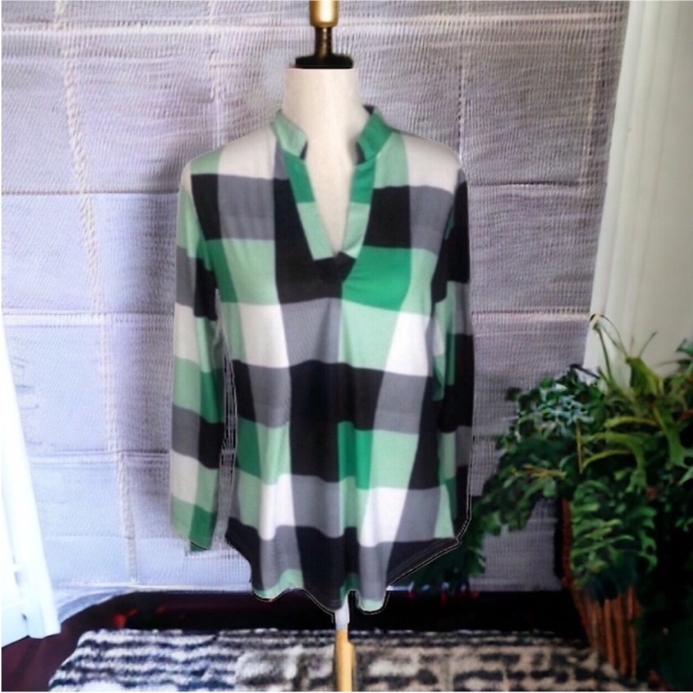 Green and Black Patterned Top